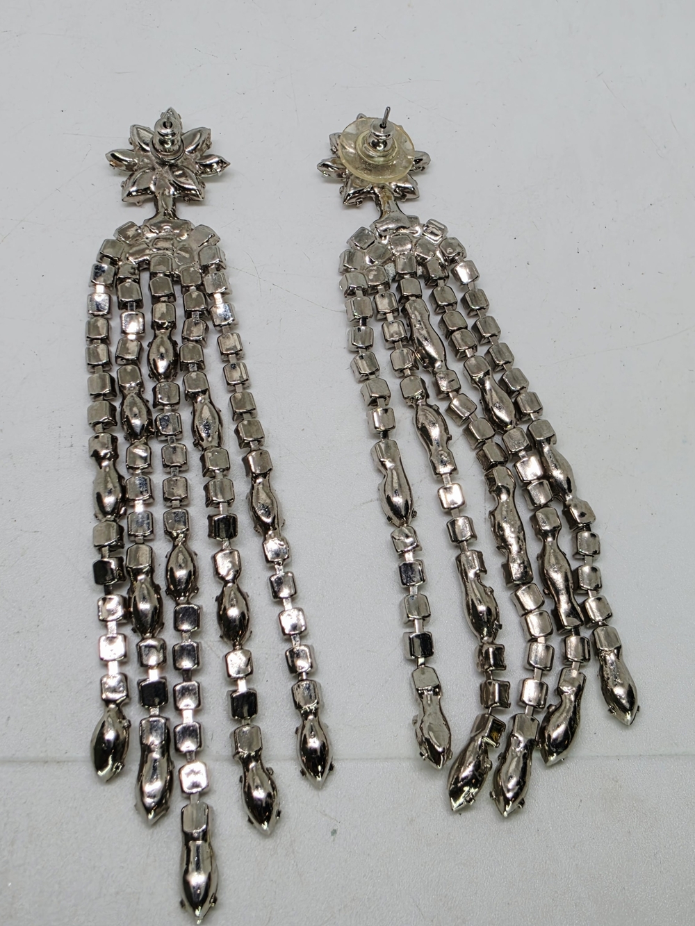 Vtg Art Deco Rhinestone Chandelier Waterfall Drop Crystal Earrings Silver Tone - Picture 8 of 8